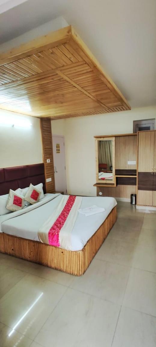 Hotel Hans Shimla Luaran gambar